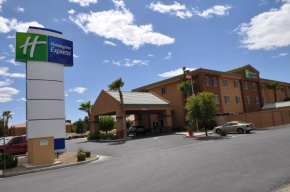  Holiday Inn Express Las Vegas-Nellis, an IHG Hotel  Лас Вегас